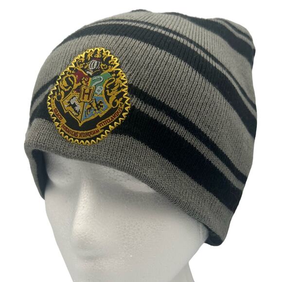 Harry Potter Accessories - Harry Potter Beanie Hogwarts School Crest Patch Black Grey Unisex Adult One Size